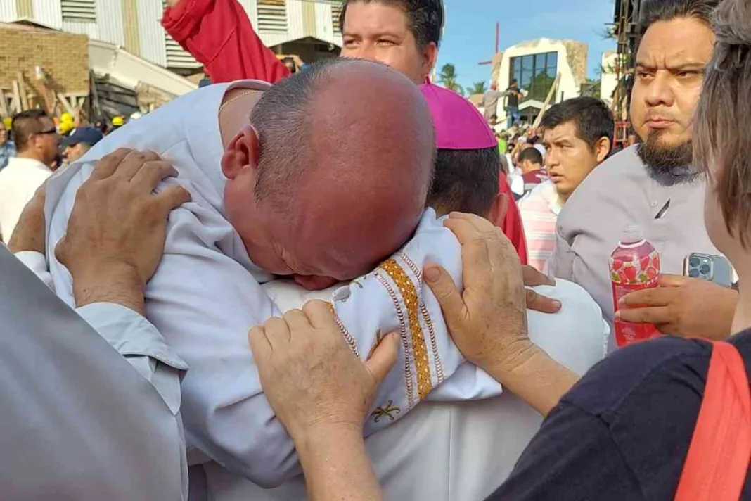 3 Muertos Y Varios Heridos Por El Derrumbe Del Techo De La Iglesia De