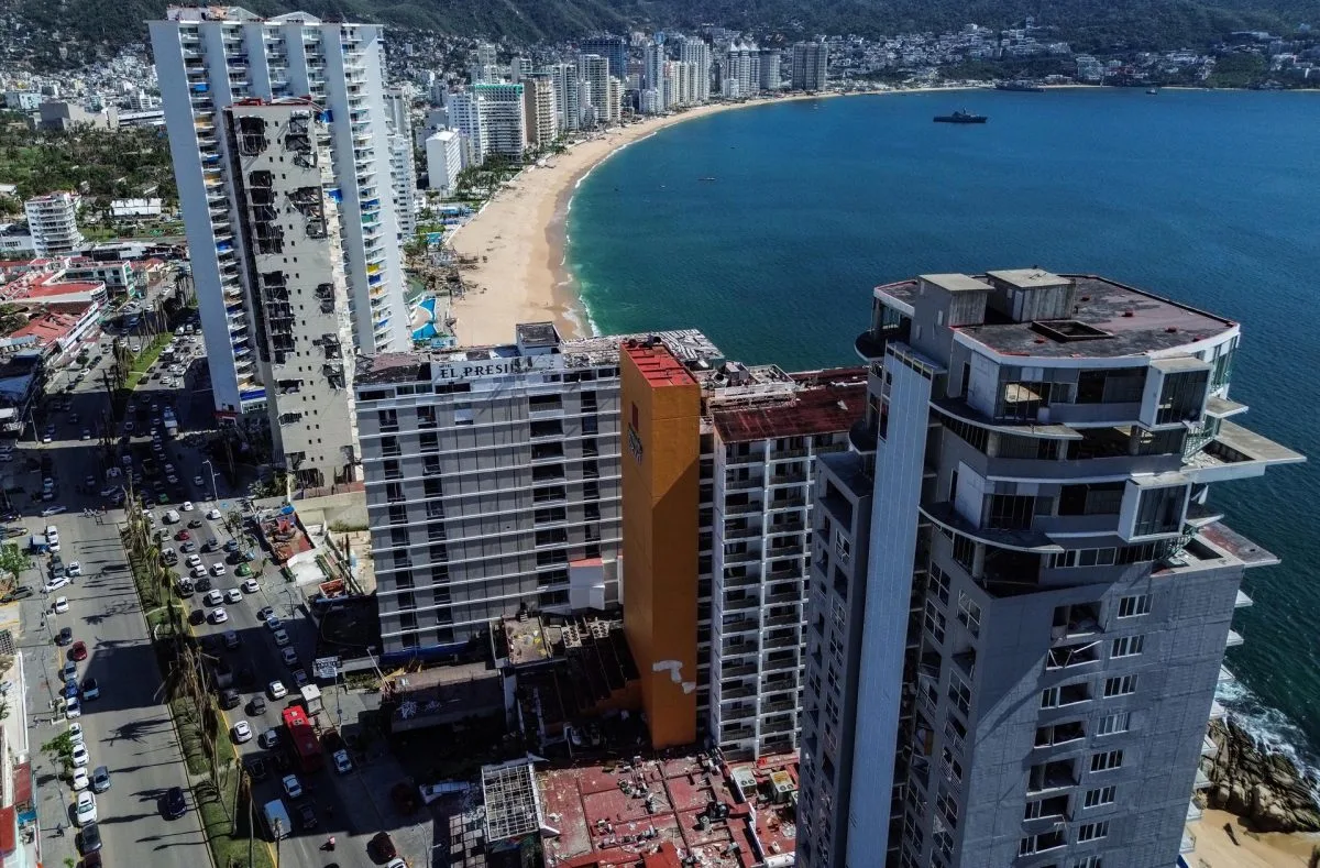 La Contaminaci N Marina A N Azota Al Puerto De Acapulco A D As Del