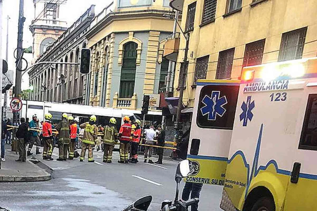 As Fue El Accidente Entre Bus Tranv A Y Motos Que Deja Heridos En