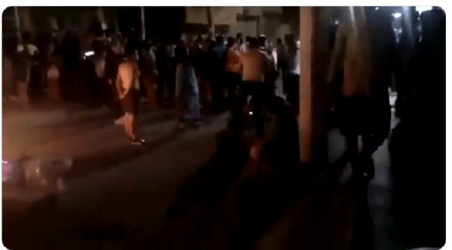 Desesperados por el hambre, decenas de personas se toman el Sur de Bogotá