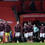 Manchester United vence al Aston Villa y es colíder de la Premier League