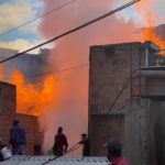 Voraz incendio en el barrio Caicedo de Pasto inició por una riña de pareja