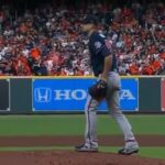 Charlie Morton sufre fractura de peroné y se pierde la Serie Mundial