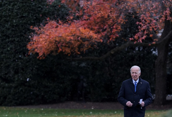 Biden anuncia un plan para reducir las emisiones del Gobierno federal