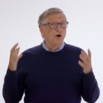 Bill Gates advierte que Ómicron podría traer "la peor parte de la pandemia"