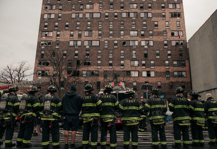 Al menos 19 muertos en un incendio en Nueva York, según medios locales