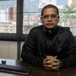 El promotor del revocatorio a Maduro tacha de bufonada modo de recogida de firmas