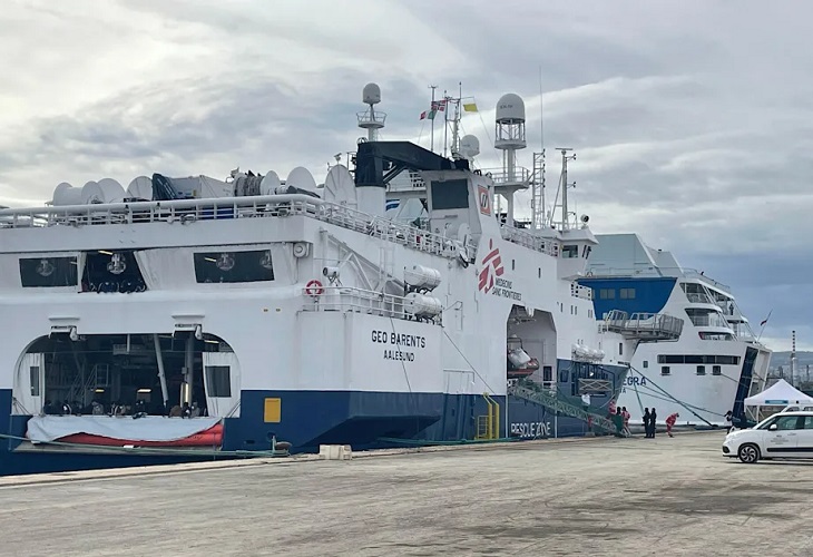 Más de 400 migrantes salvados por el barco de MSF en 5 operaciones de rescate