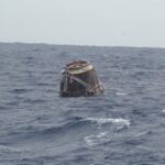 Una cápsula Dragon realiza chapuzón en el mar en su regreso a la Tierra