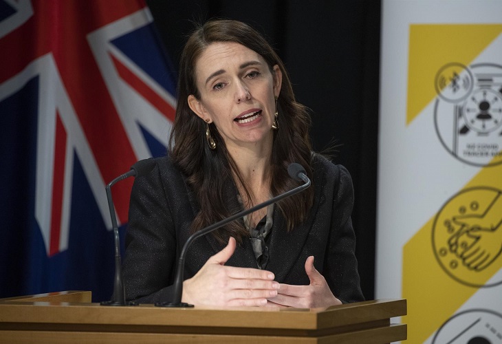 Parlamento de Nueva Zelanda prohíbe las terapias de conversión sexual