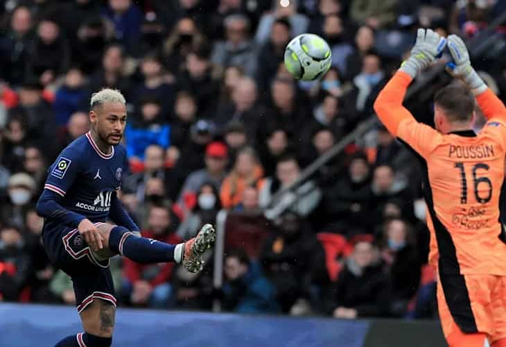 El PSG se consuela con una goleada al Burdeos tras el fracaso de Madrid