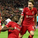 Liverpool empata en casa contra Benfica, pero clasifica a semifinales