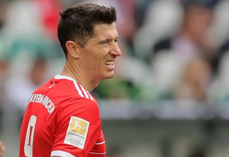 Lewandowski asiste a examen médico y test de rendimiento del Bayern