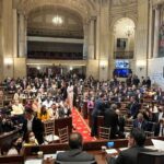 Revelan nombres de Congresistas que ya firmaron para reducir su salario este periodo