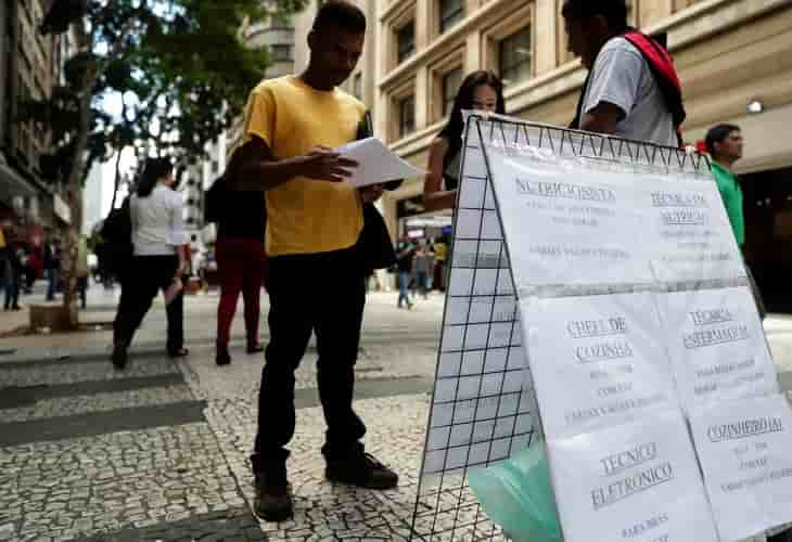 El desempleo en Brasil cayó al 8,9 %, su menor nivel en los últimos siete años