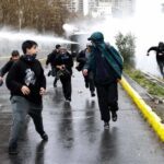 Enfrentamientos en Santiago de Chile durante una nueva protesta estudiantil