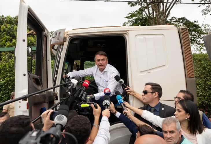 Bolsonaro Se Exalta Y Afirma Que Lula Tiene “una Historia Sucia” Somosfan 8629