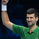 Djokovic desespera a Rublev y accede a semifinales de las Finales ATP