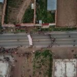 Suben a 100 los puntos con tránsito interrumpido en Perú por las protestas