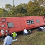 Murieron dos personas en accidente de bus de flota La Macarena en el Meta