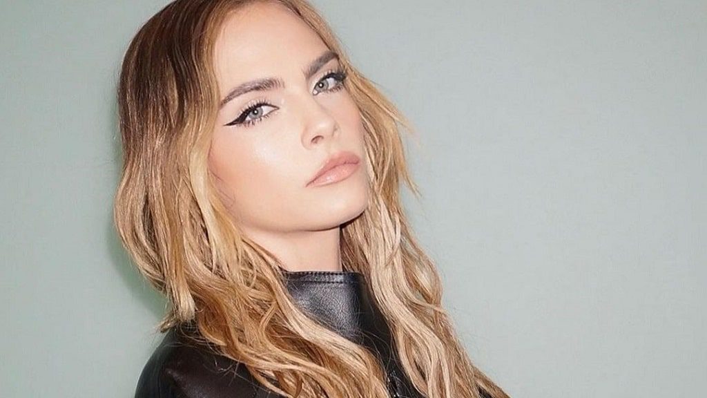 Cara Delevingne- entrevista para Vogue sobre su drogadicción y los traumas de su infancia