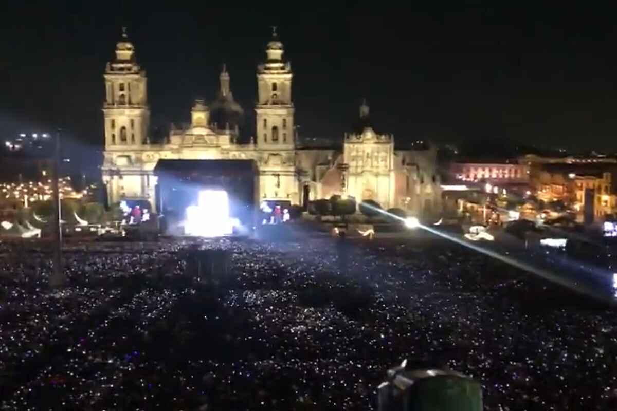 Concierto de Rosalía en el Zócalo de CDMX congrega a 160 mil personas