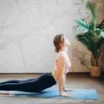 ejercicios para hacer en casa - yoga--Qué puedes hacer para evitar el envejecimiento prematuro