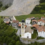 Los vecinos de la aldea suiza evacuada por riesgo de quedar enterrada volverán a sus casas