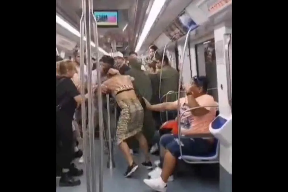 Un hombre ataca a una mujer trans en el metro de Barcelona por su aspecto y comportamiento