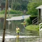 Al menos cinco muertos y dos desaparecidos por inundaciones en Pensilvania, EEUU