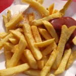 Secretos para conseguir papas fritas doradas y crocantes en casa