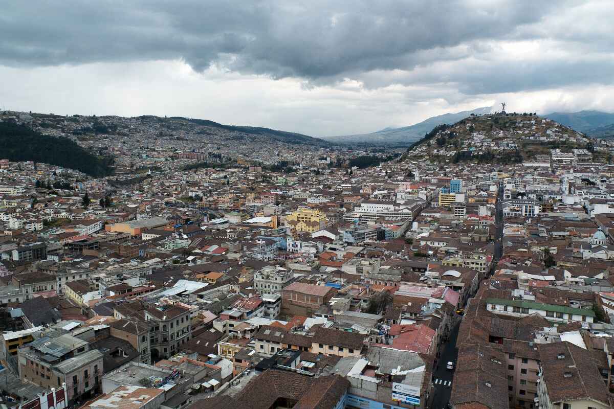 Quito regula las condiciones de los edificios que superan los 20 pisos