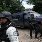 Dos sicarios muertos y 5 policías heridos en enfrentamientos a tiros en el oeste de México
