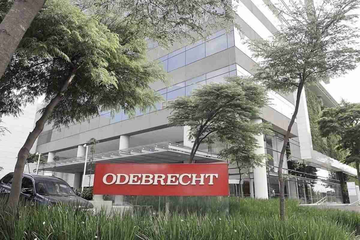 La Fiscalía imputa a 55 personas por el caso Odebrecht y pone en jaque a Santos y Zuluaga