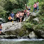 Pobreza, tala y polución, los motivos del No a vetar minería en el Chocó Andino de Quito