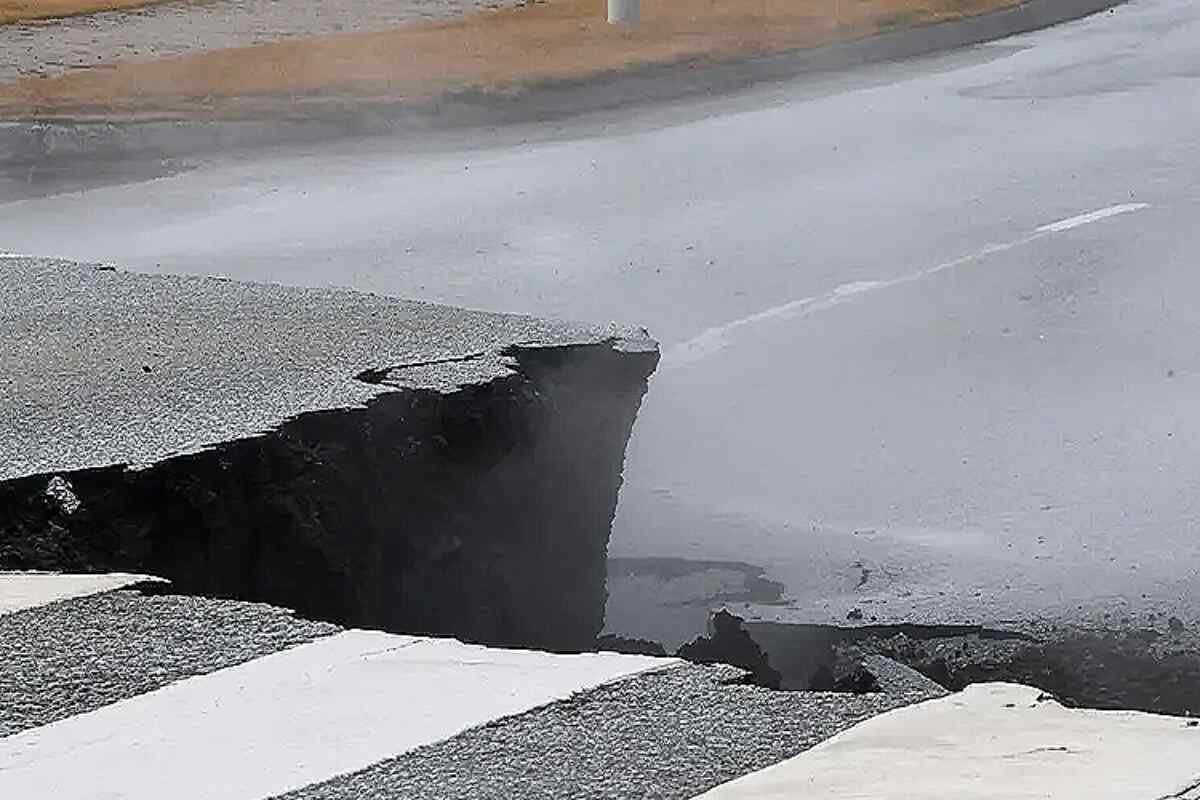 Islandia, en alerta roja por la amenaza de una erupción volcánica tras más de 2,500 sismos