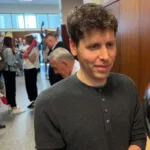 OpenAI busca nuevo líder tras el despido de Sam Altman