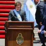 El Gobierno de Argentina aclara que no privatizará necesariamente 41 empresas públicas
