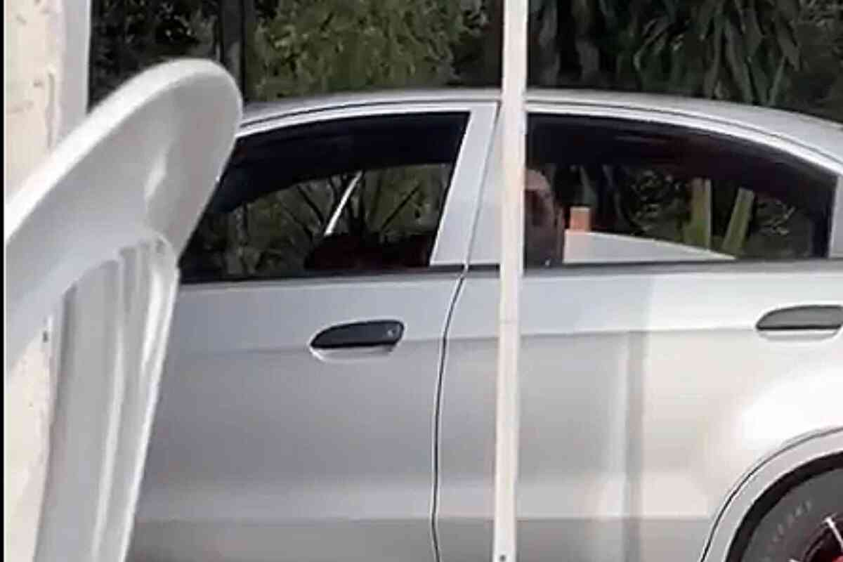 Viral en Envigado: Captan Video de una pareja teniendo intimidad en un carro  - Somosfan