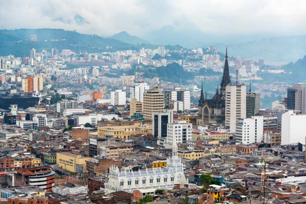 Descubre las 5 ciudades colombianas ideales para trabajar remotamente
