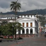 La crisis de violencia en Ecuador golpea al turismo, pero las exportaciones resisten