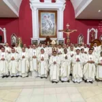 Rebelión en la Iglesia peruana: 51 sacerdotes solicitan al Papa que cancele la declaración sobre las bendiciones a parejas homosexuales