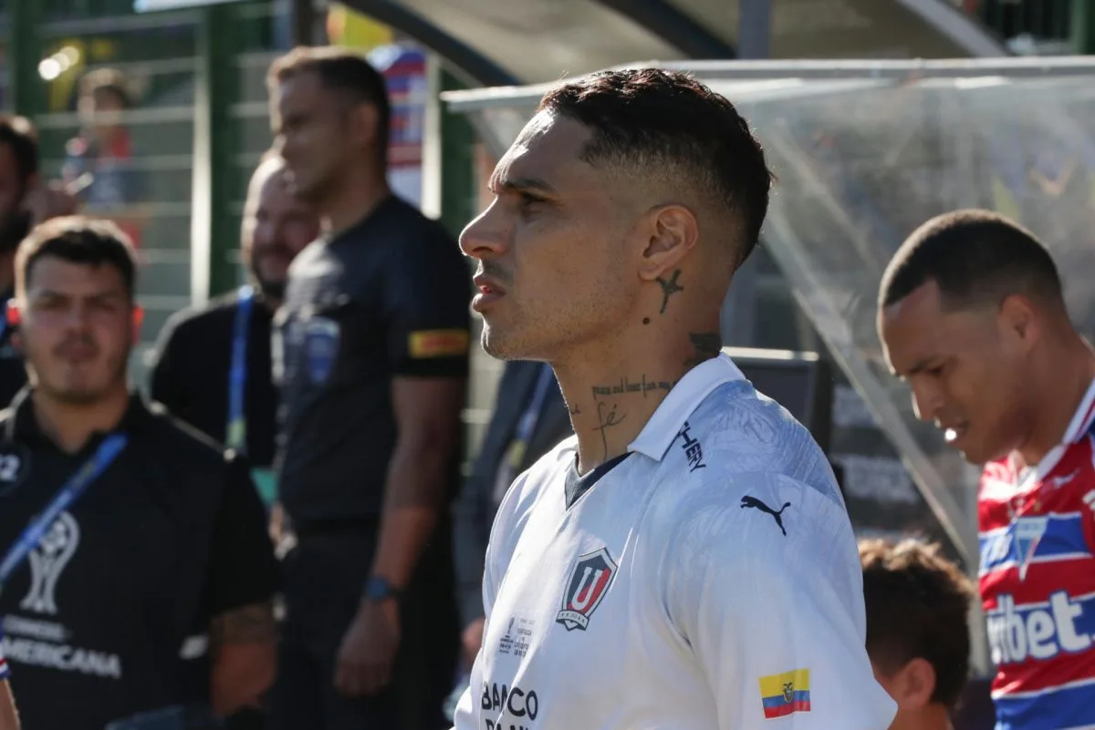 La Policía peruana detiene a dos personas acusadas de haber extorsionado a Paolo Guerrero