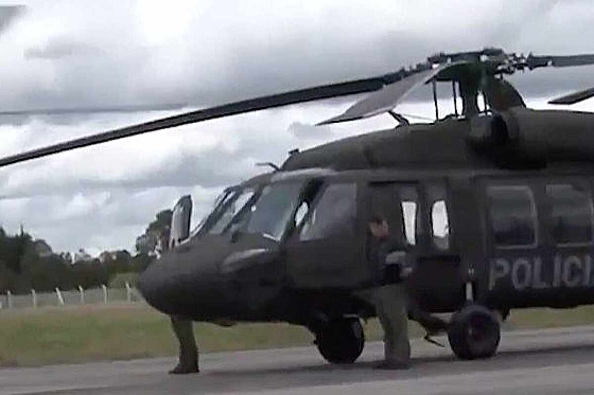 Tragedia aérea en Antioquia: mueren 4 policías al caer su helicóptero en Caramanta --black hawk