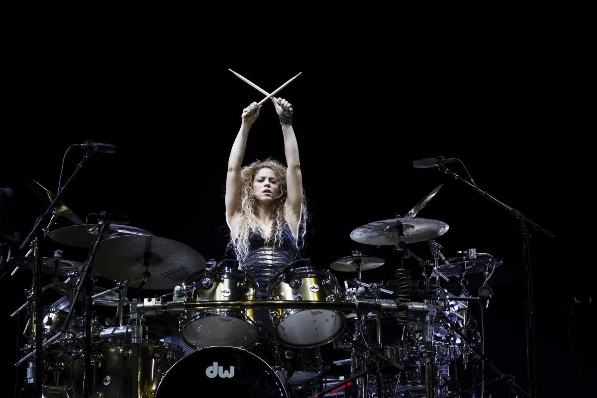 Shakira anuncia las primera fechas de su gira mundial 'Las mujeres ya no lloran'
