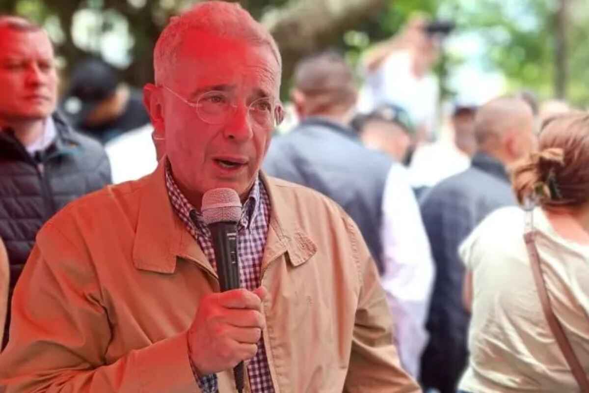 Álvaro Uribe a Juicio por Soborno y Fraude Procesal, Confirma Fiscalía
