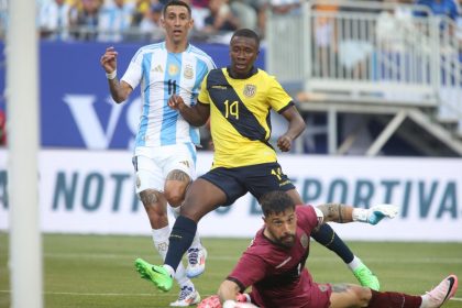 Antonio Valencia cuestiona que el extranjero Galíndez sea el capitán de la selección de fútbol de Ecuador