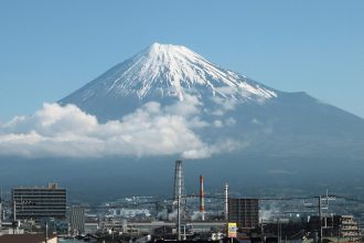 Japón bloqueará otra vista del emblemático monte Fuji con una valla metálica por el sobreturismo 1