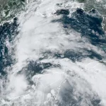 Tormenta tropical Alberto amenaza con fuertes lluvias en Texas y México