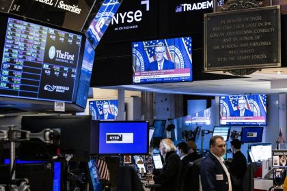 Wall Street abre en verde tras el debate presidencial y los últimos datos de inflación